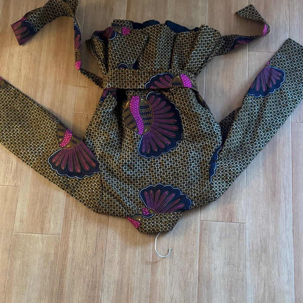 Stylish Women's Afro Centric Patterned Jacket - image 2